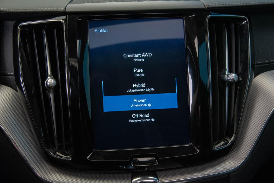VOLVO XC60 2020