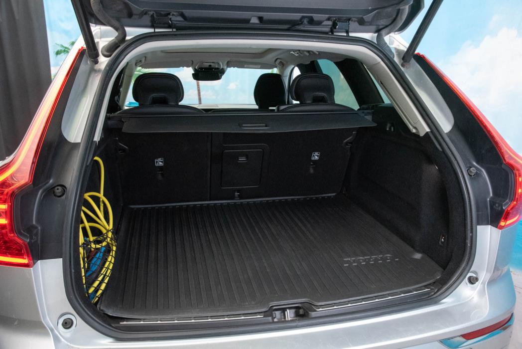 VOLVO XC60 2020