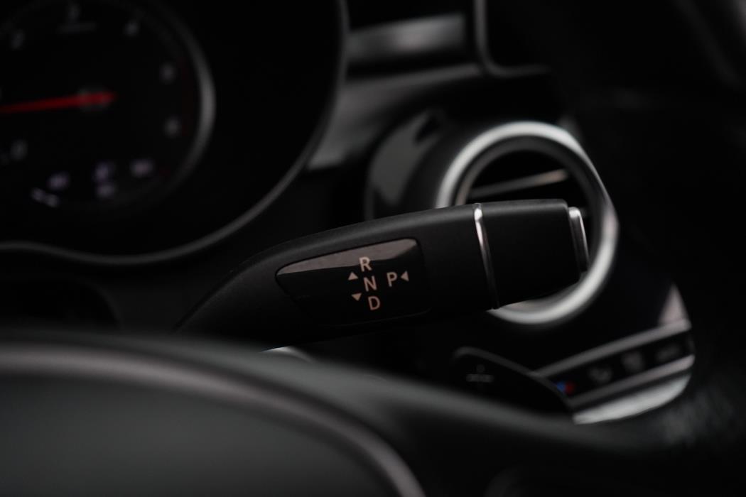 MERCEDES-BENZ C 2016