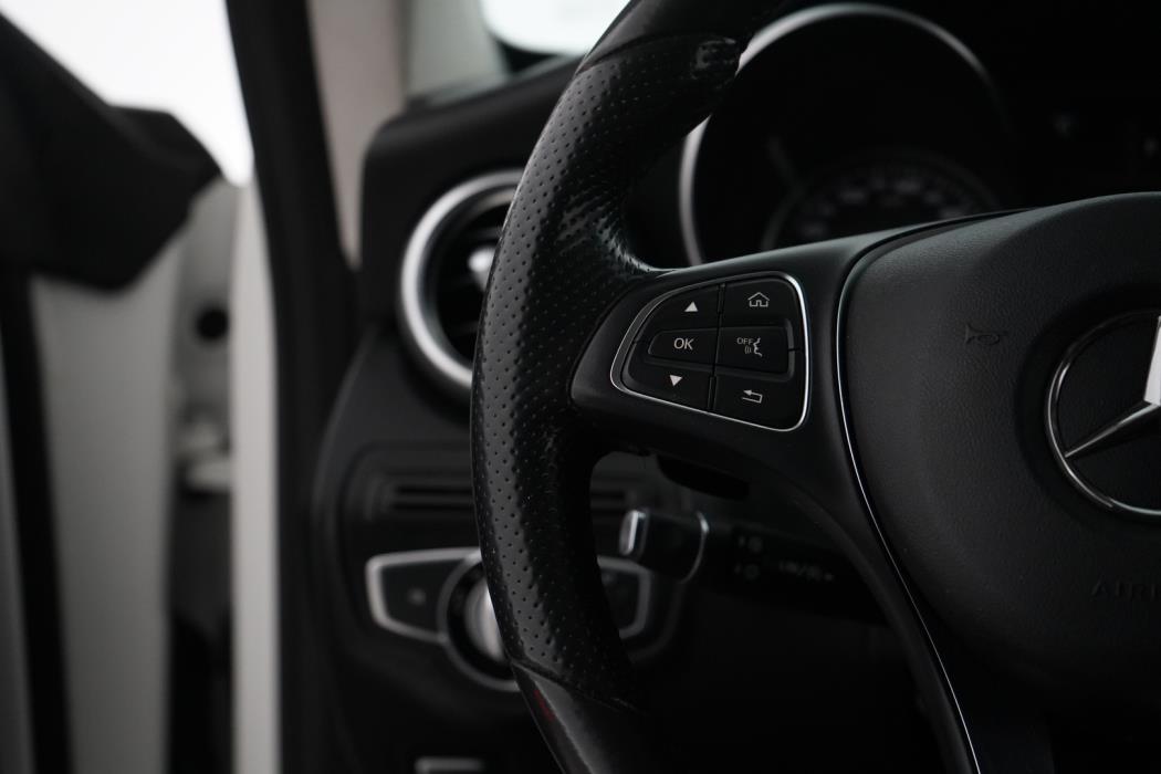 MERCEDES-BENZ C 2016