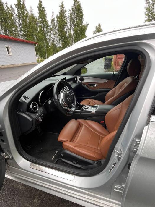 MERCEDES-BENZ C 2020