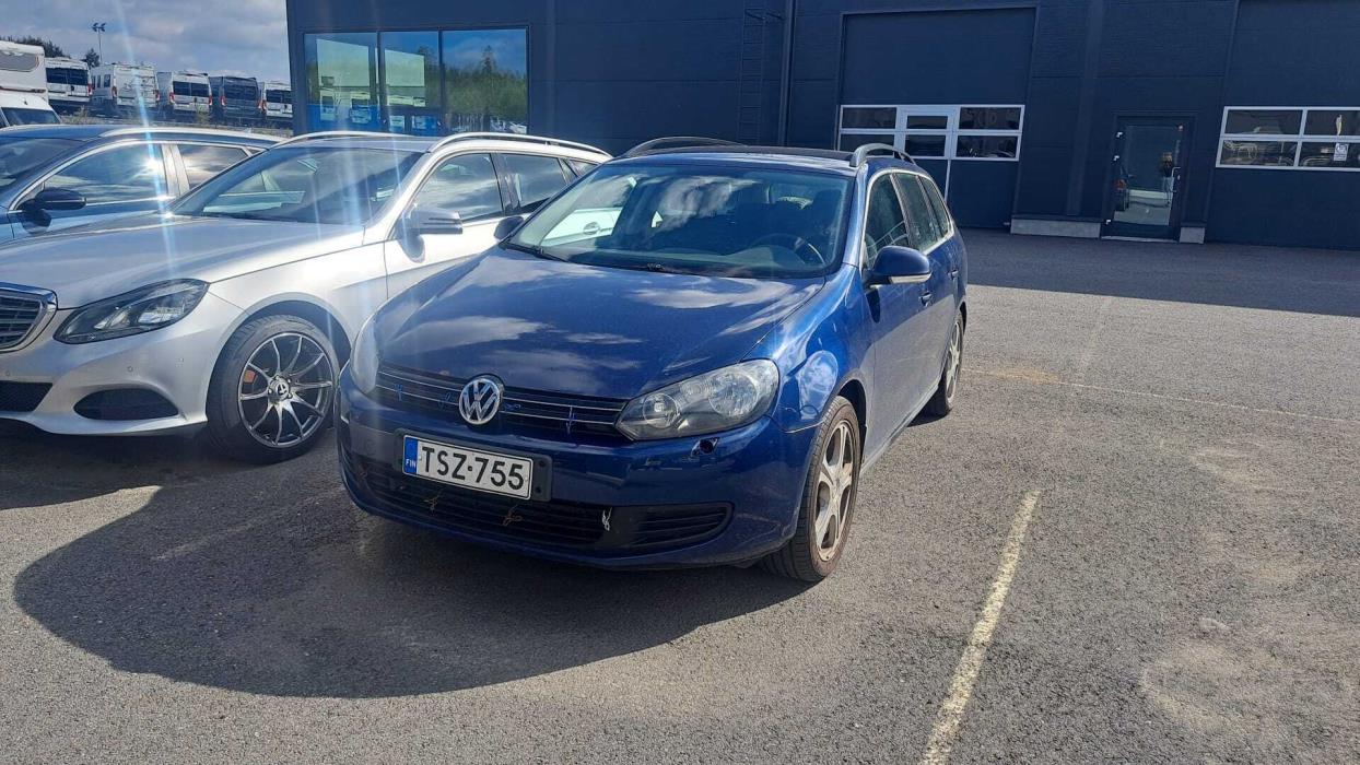 VOLKSWAGEN Golf 2009