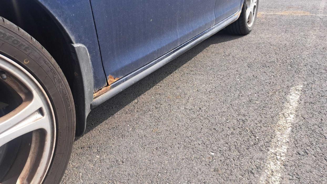 VOLKSWAGEN Golf 2009