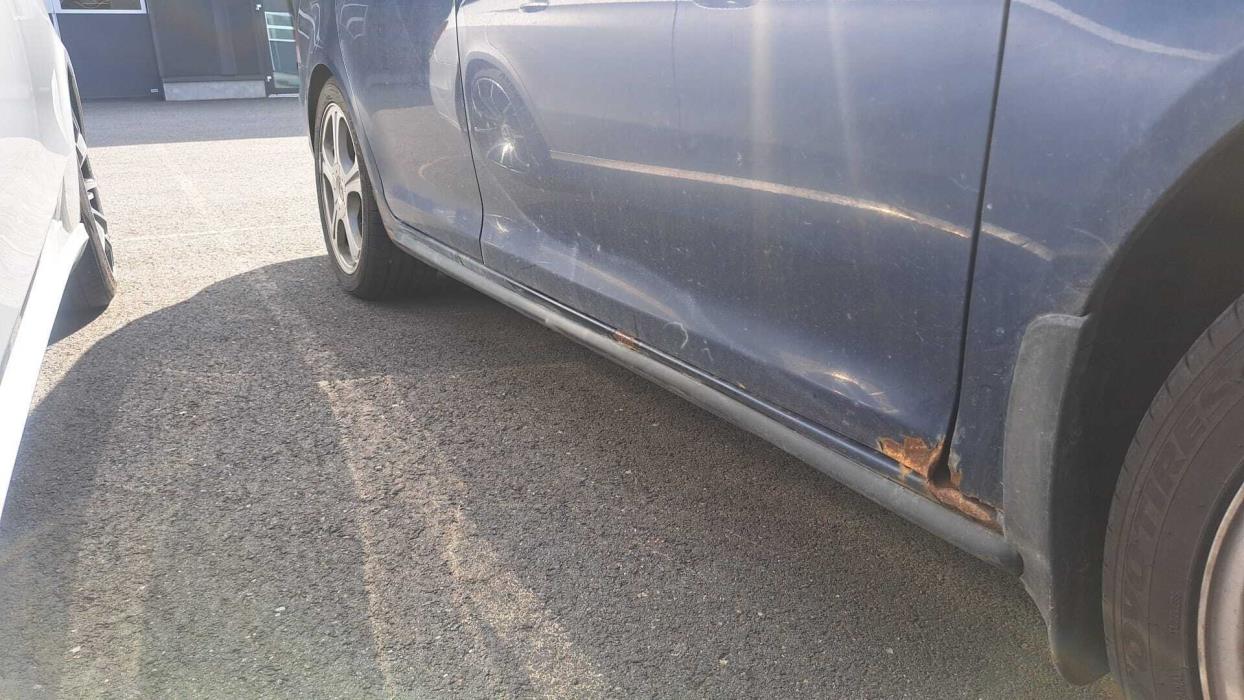 VOLKSWAGEN Golf 2009
