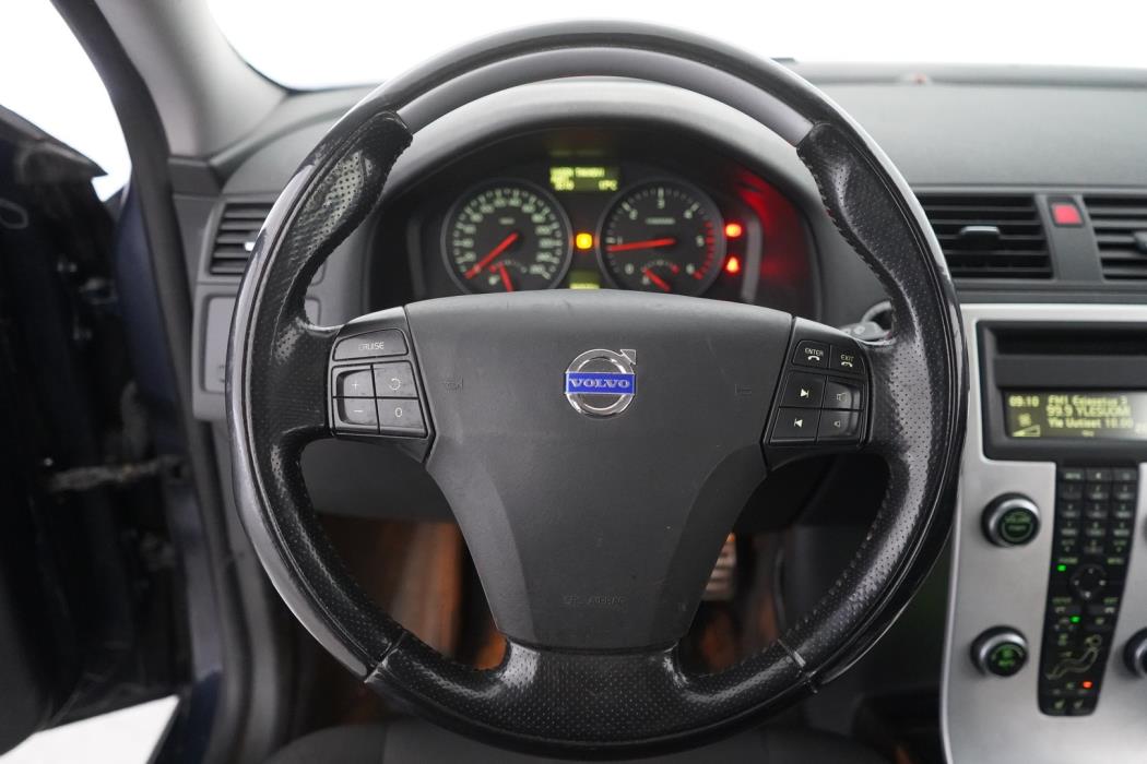 VOLVO V50 2012
