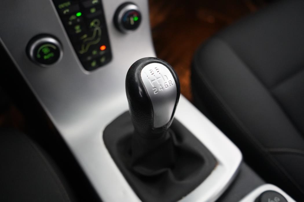 VOLVO V50 2012