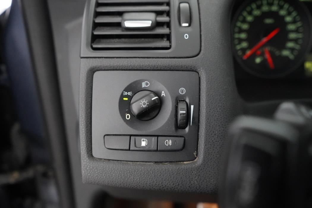 VOLVO V50 2012