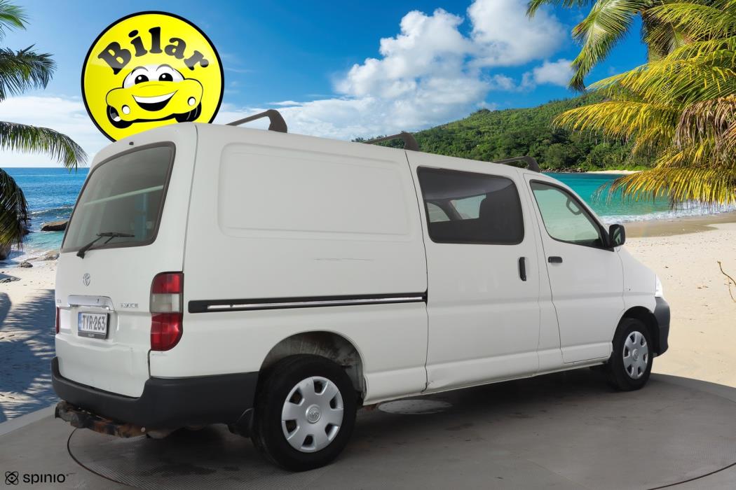 TOYOTA Hiace 2012