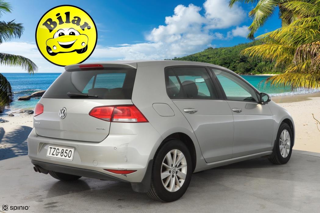 VOLKSWAGEN Golf 2014