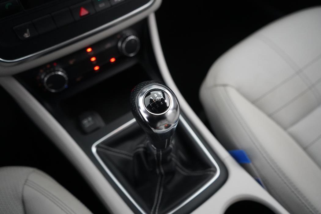 MERCEDES-BENZ A 2014