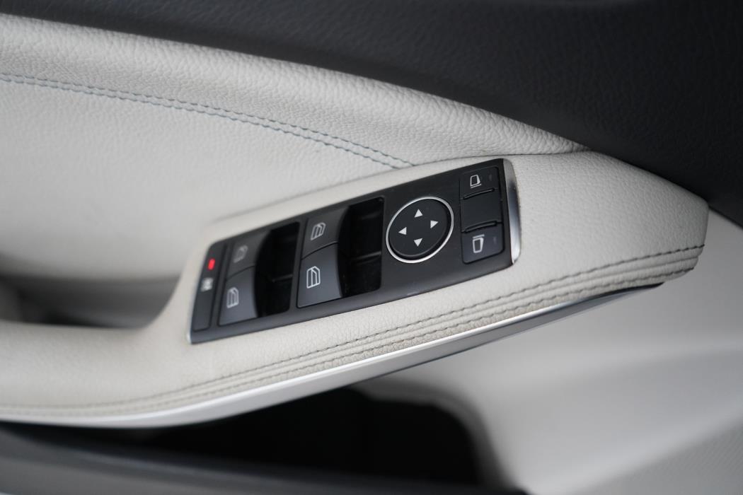 MERCEDES-BENZ A 2014