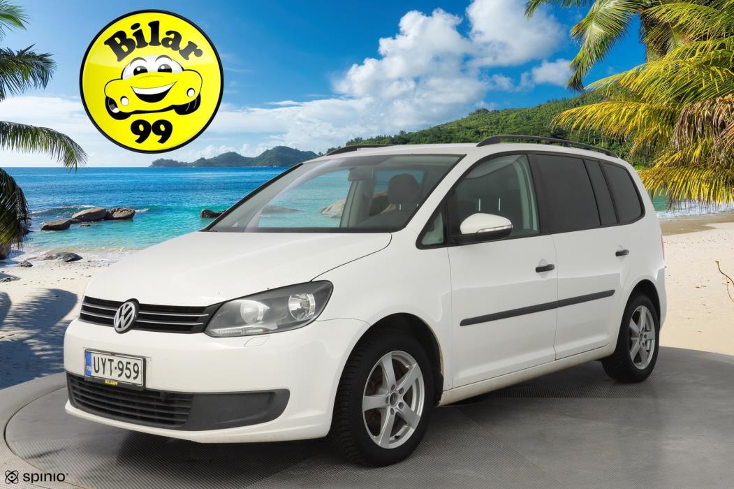 VOLKSWAGEN Touran 2012