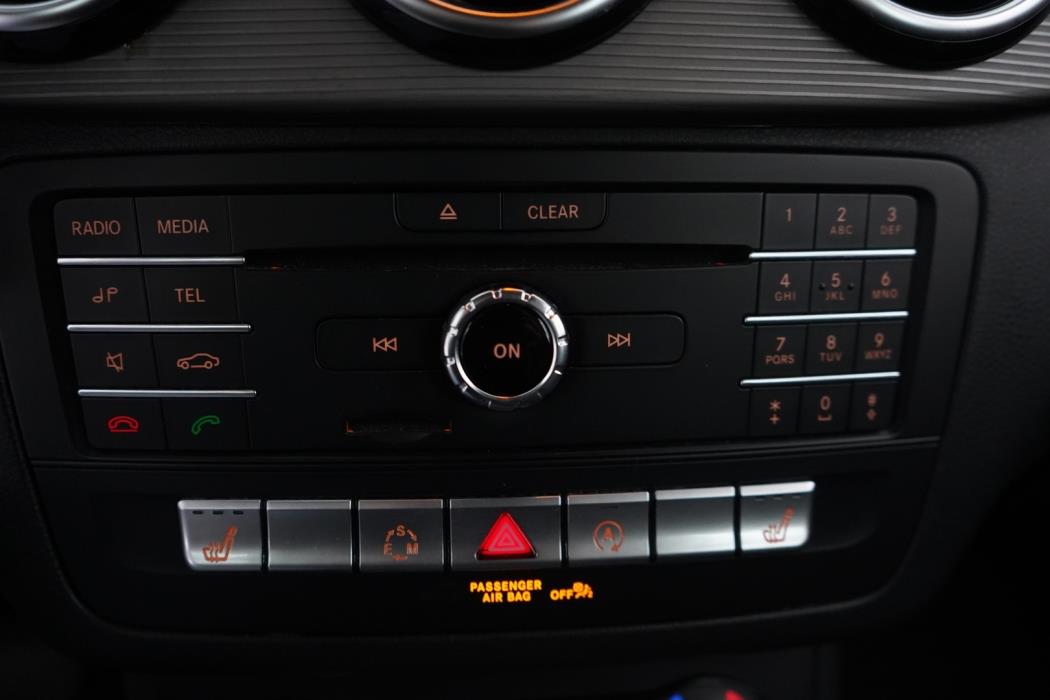 MERCEDES-BENZ B 2015