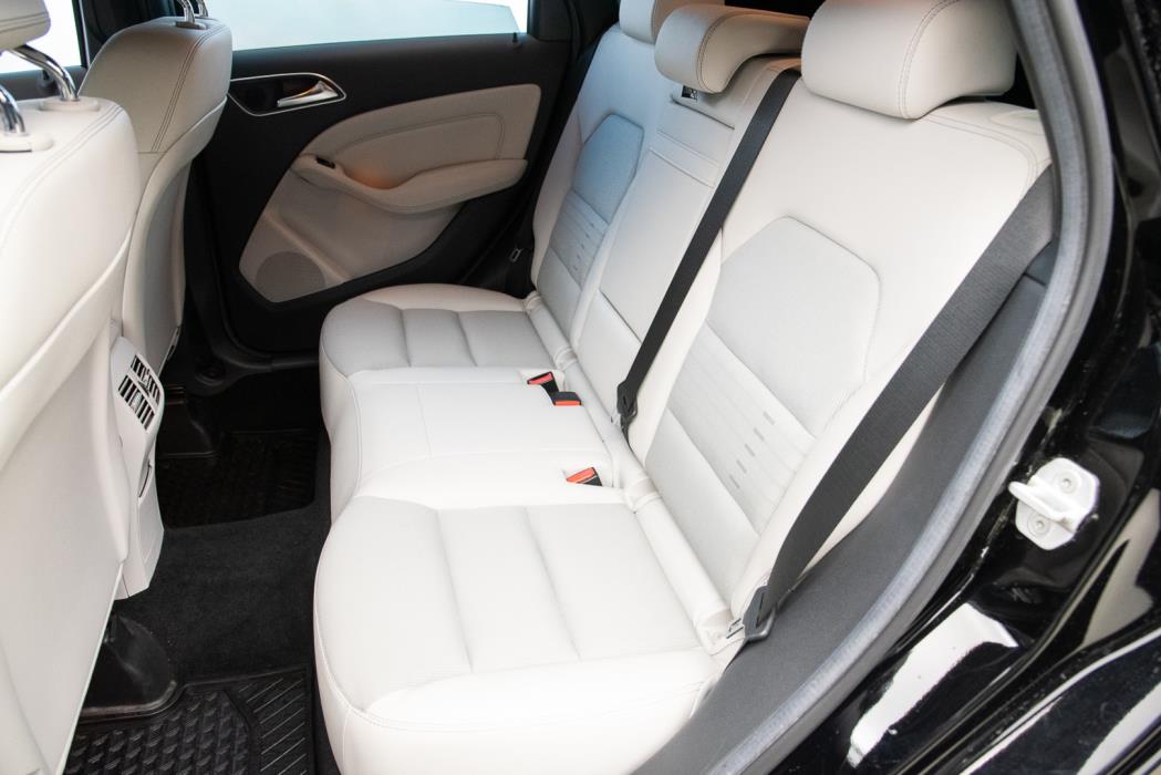 MERCEDES-BENZ B 2015