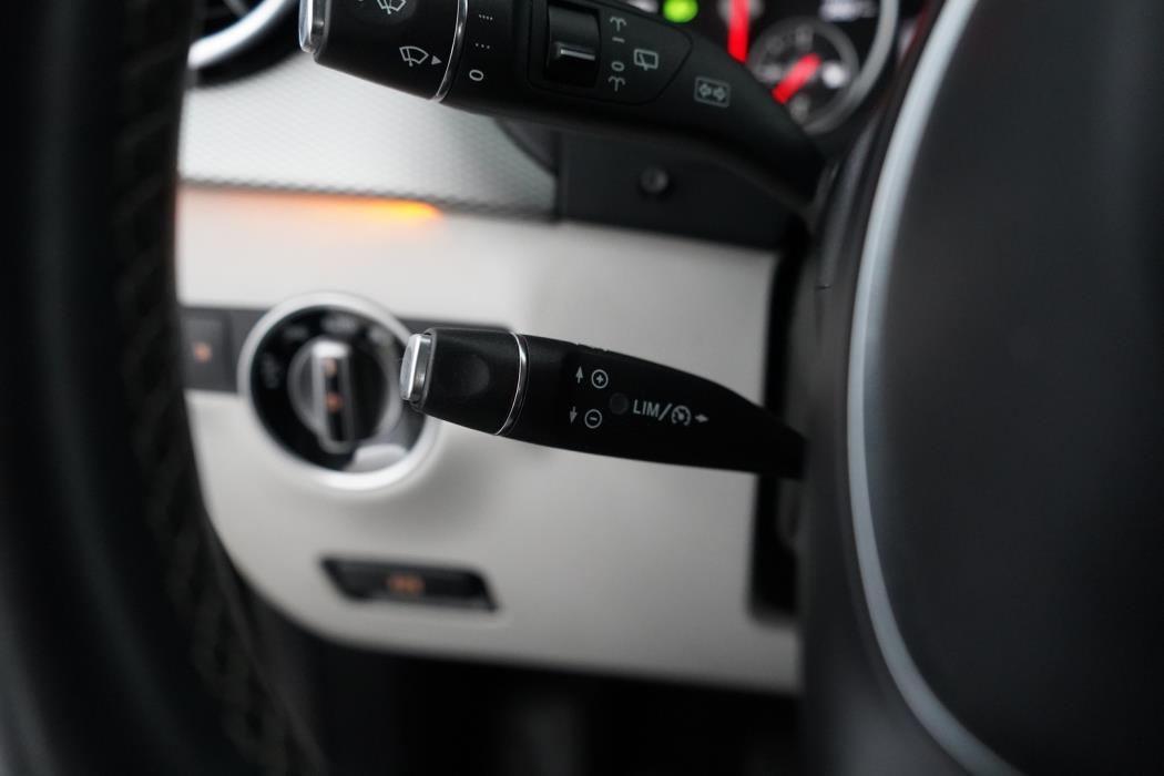 MERCEDES-BENZ B 2015