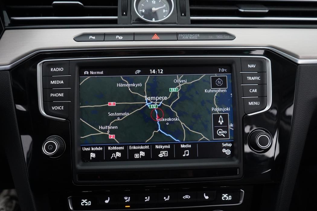 VOLKSWAGEN Passat 2017