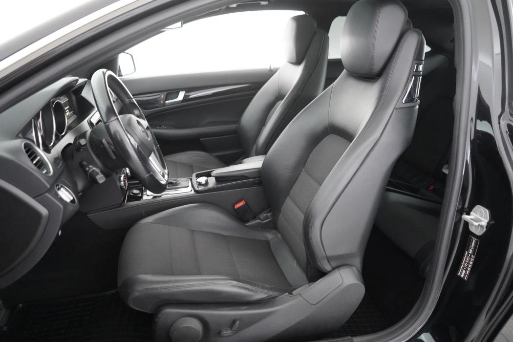 MERCEDES-BENZ C 2012