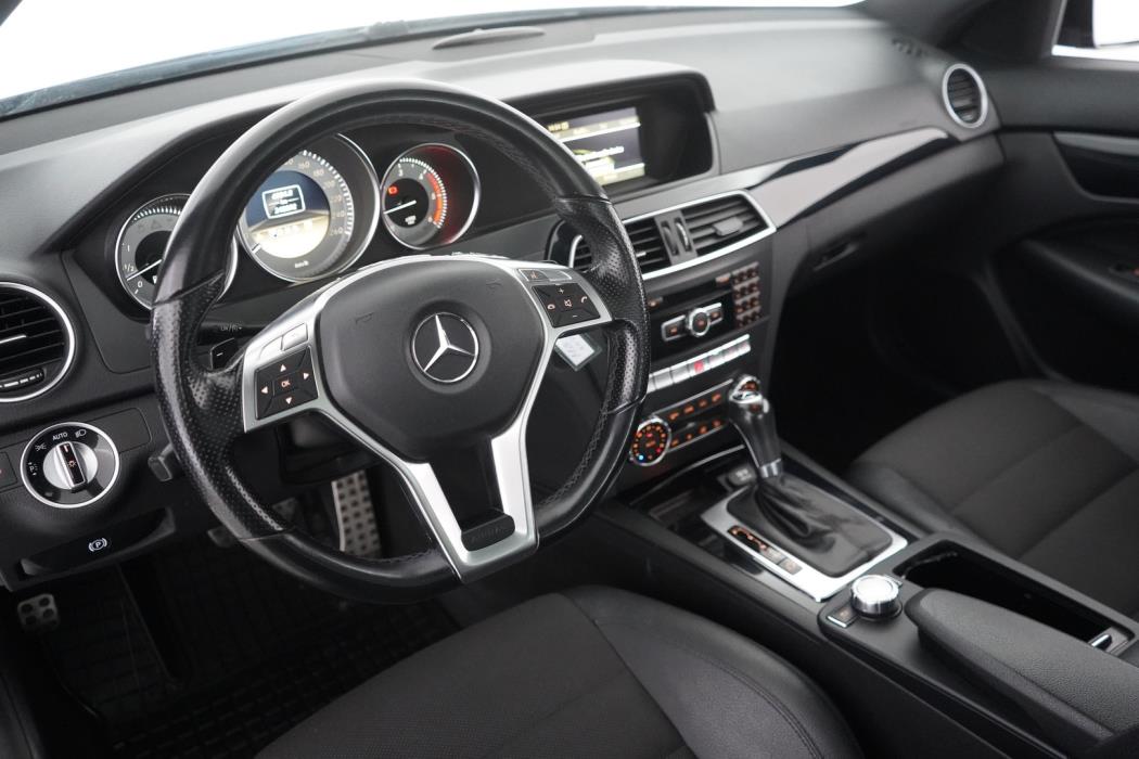 MERCEDES-BENZ C 2012