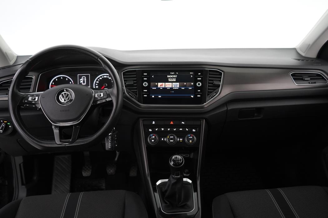 VOLKSWAGEN T-Roc 2017