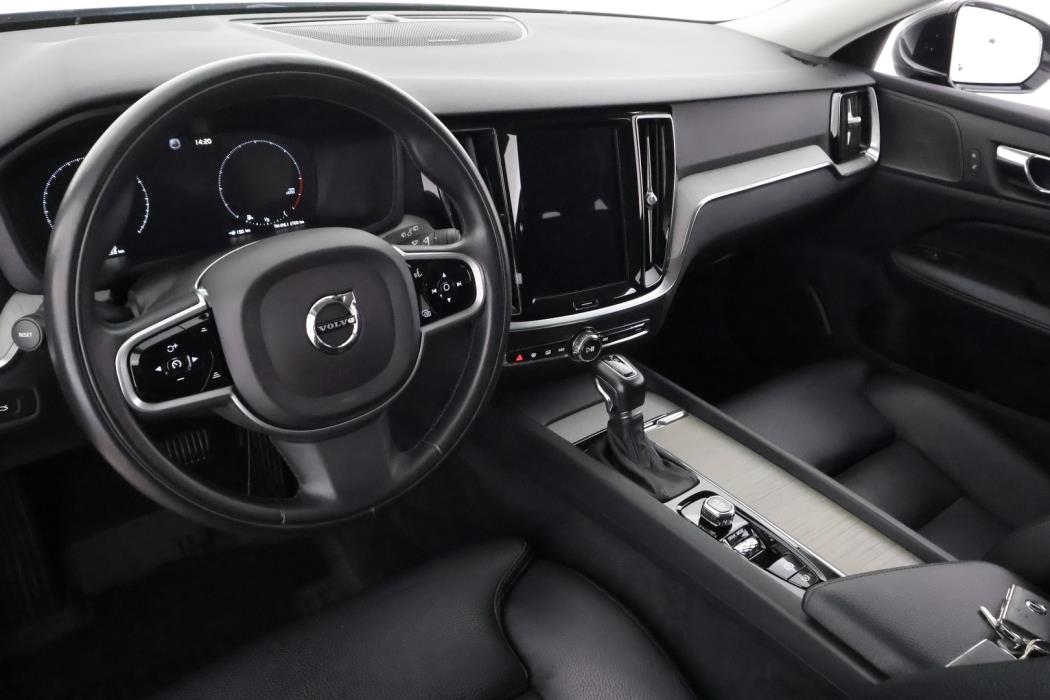 VOLVO V60 2019