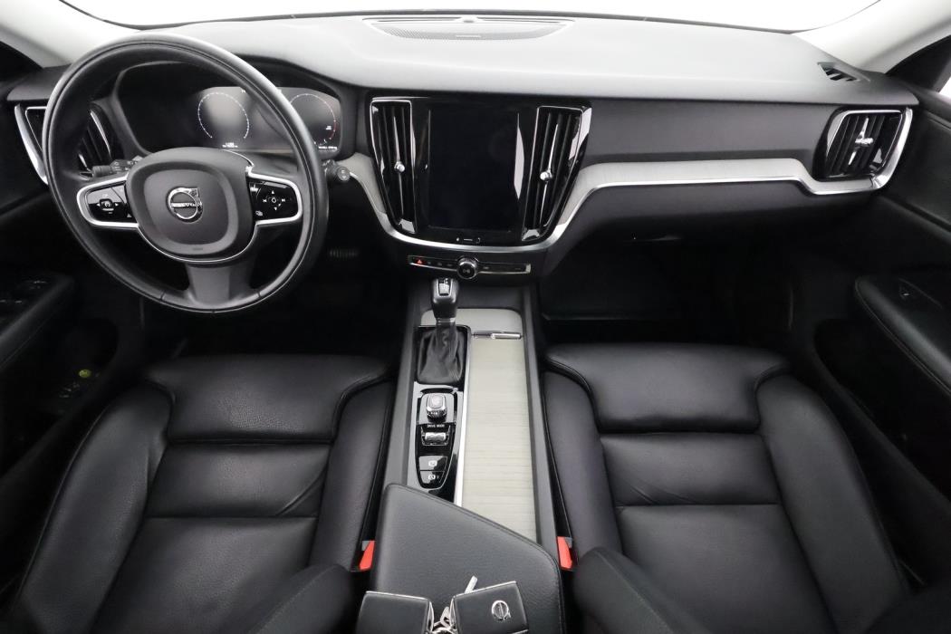 VOLVO V60 2019