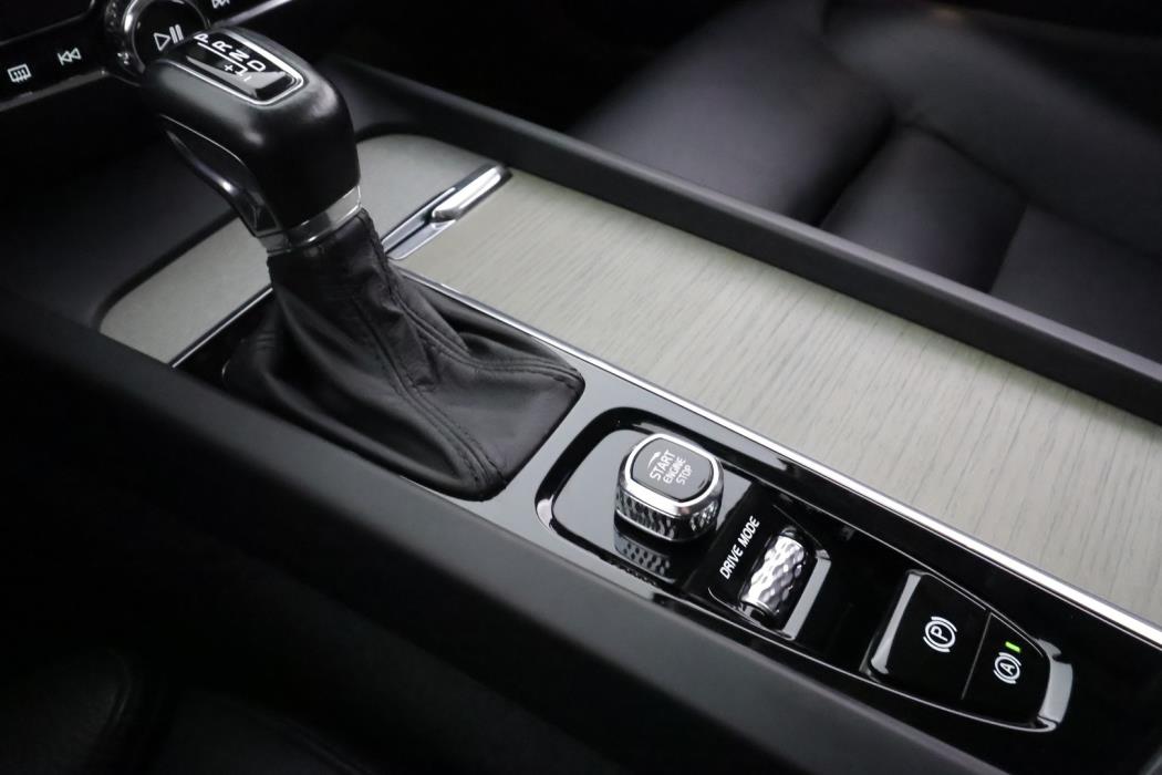 VOLVO V60 2019