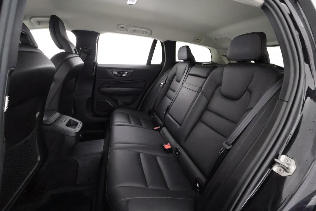 VOLVO V60 2019