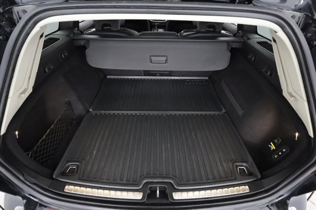 VOLVO V60 2019