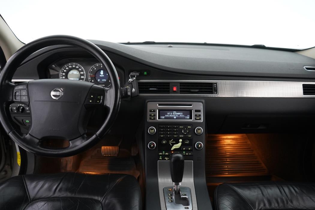 VOLVO XC70 2007