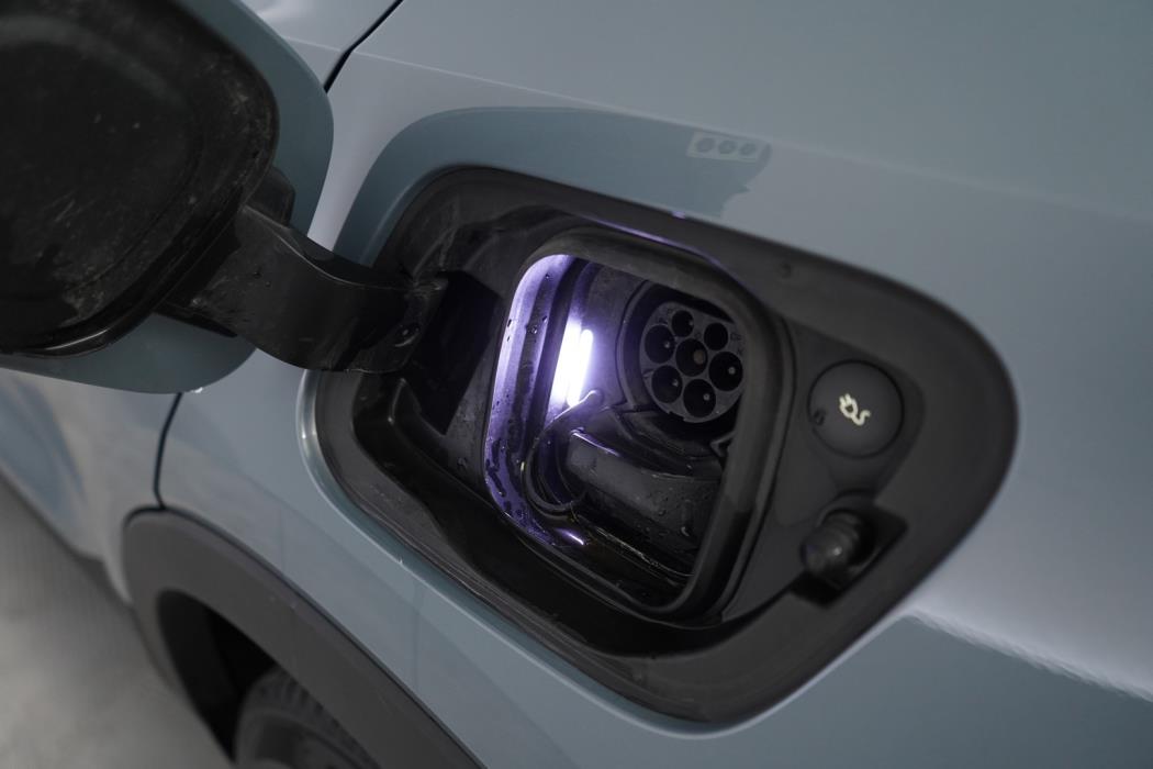 VOLVO XC40 2021