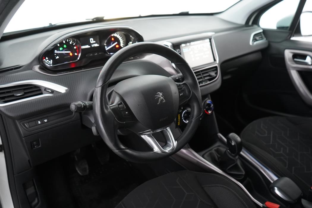 PEUGEOT 2008 2014