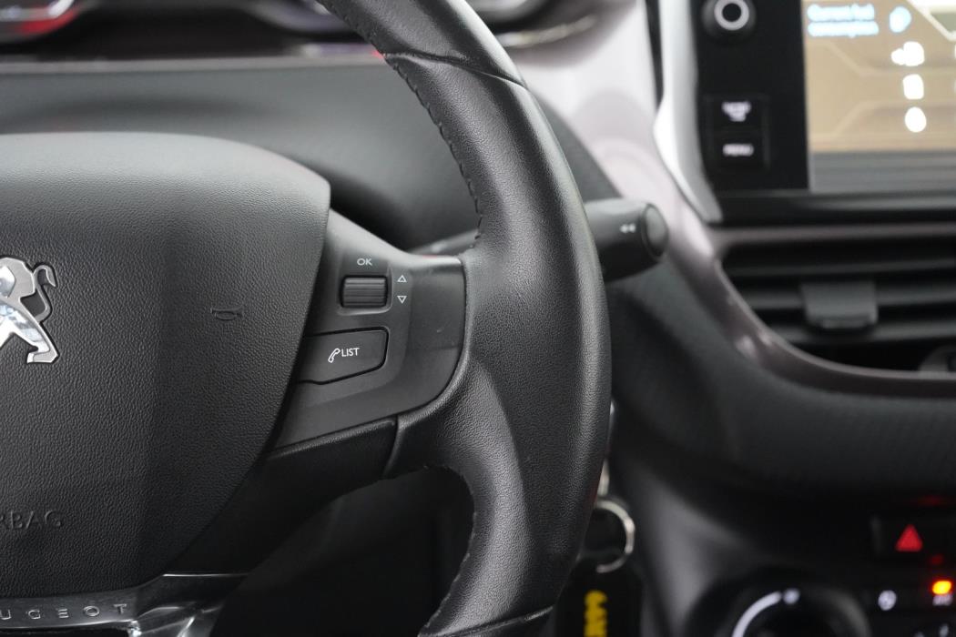 PEUGEOT 2008 2014