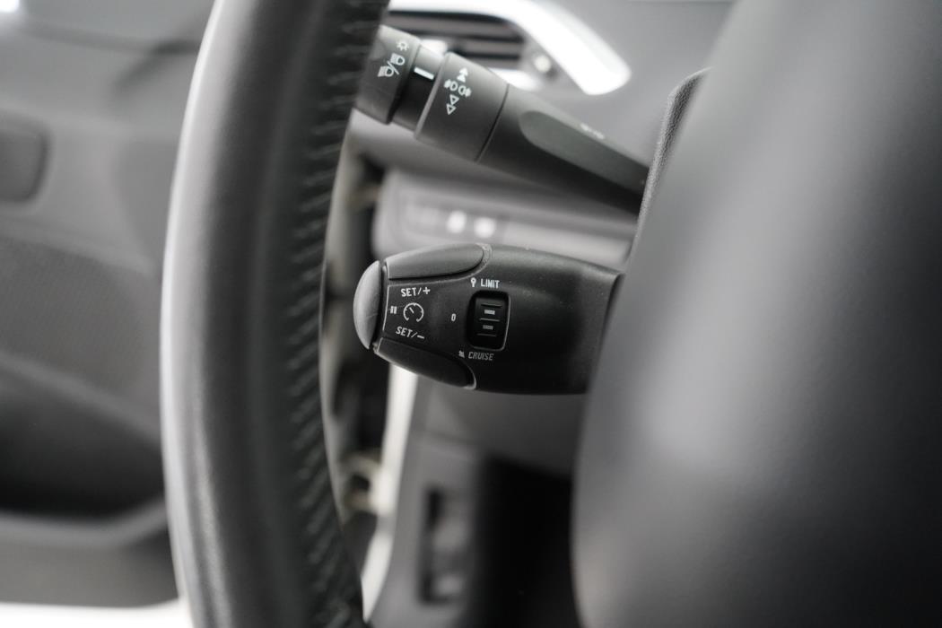 PEUGEOT 2008 2014
