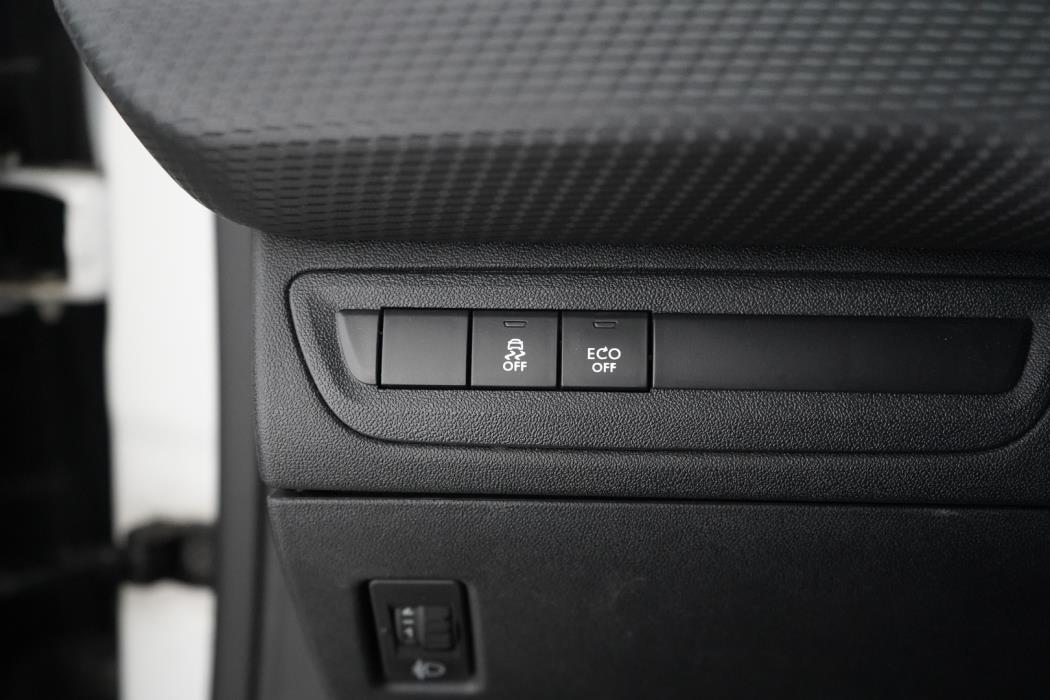 PEUGEOT 2008 2014