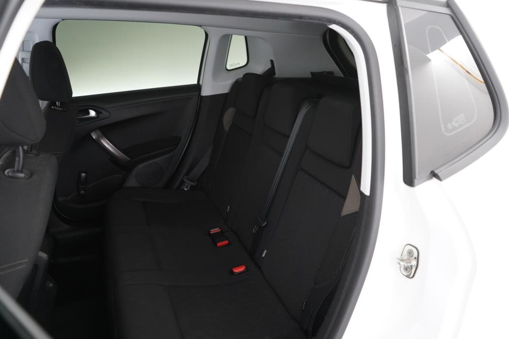 PEUGEOT 2008 2014