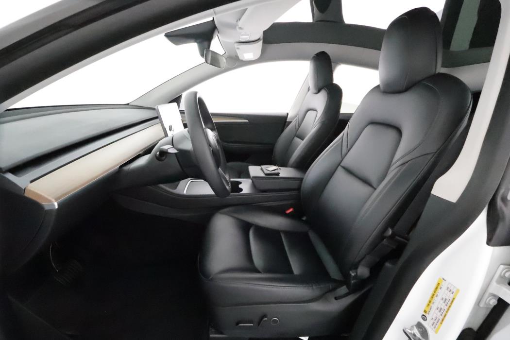 TESLA MODEL Y 2021