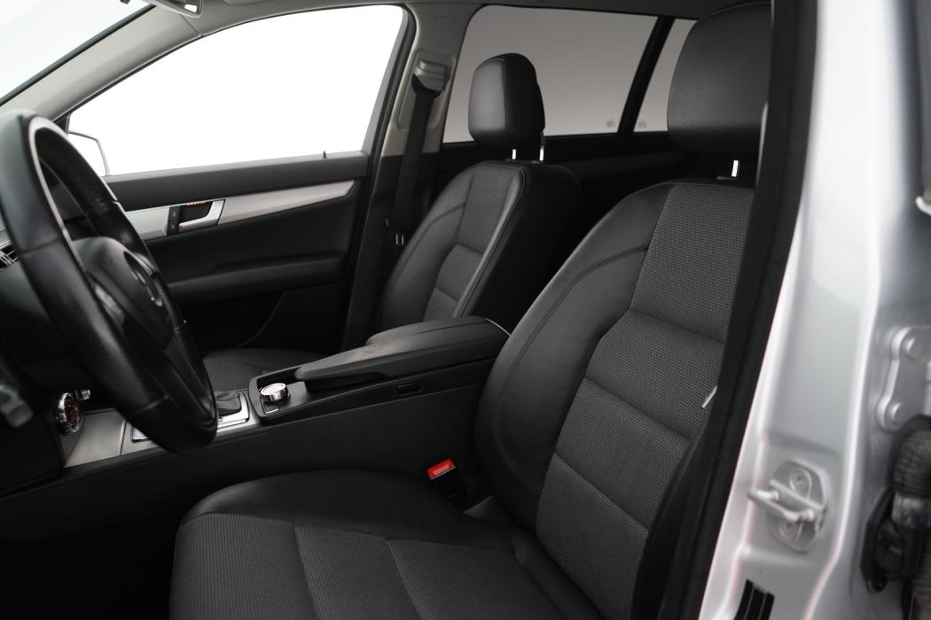 MERCEDES-BENZ C 2012