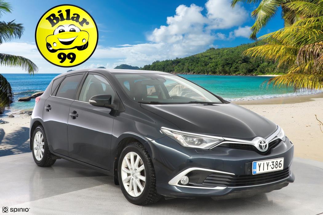 TOYOTA Auris 2015