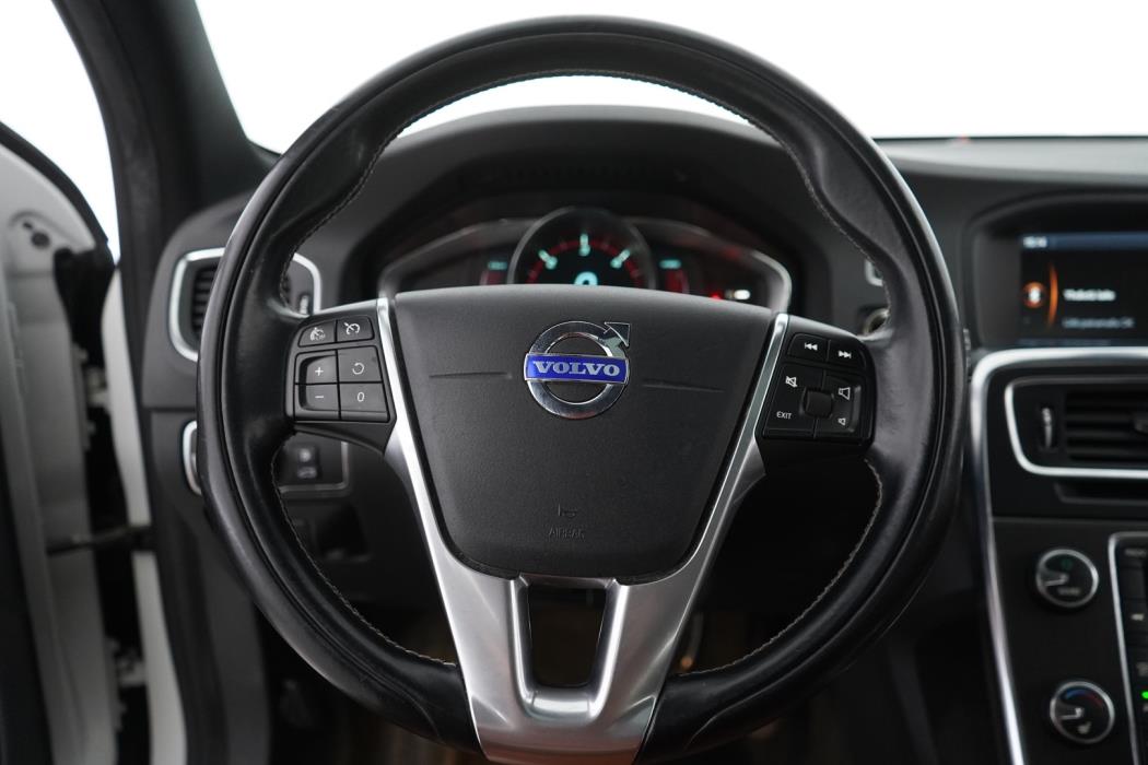 VOLVO V60 2013