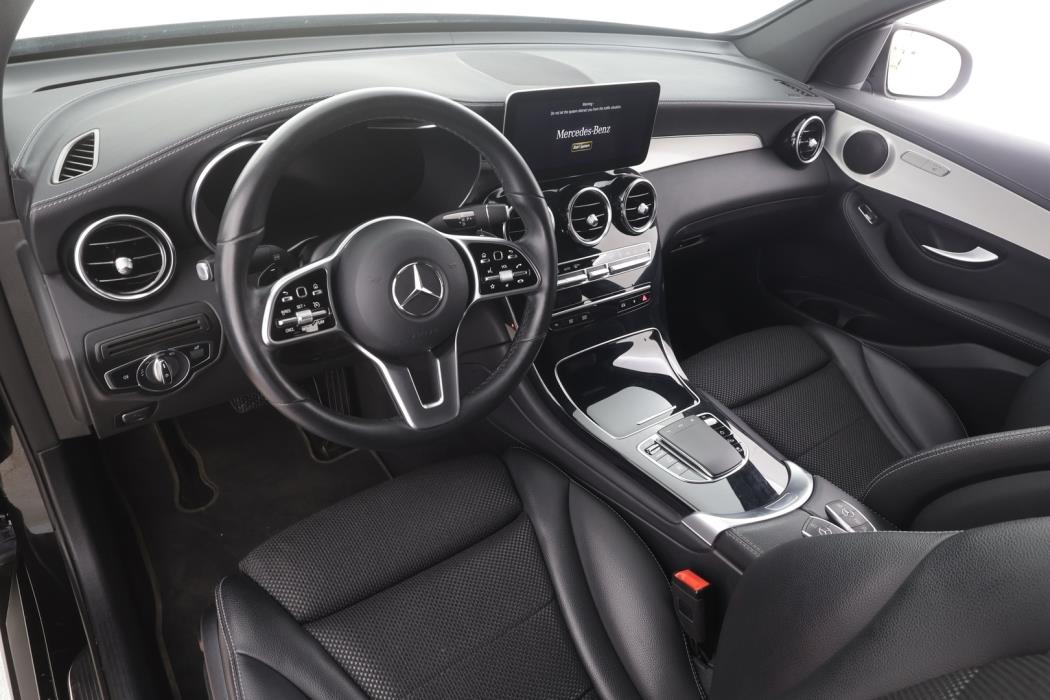 MERCEDES-BENZ GLC 2022
