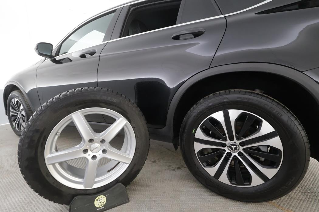 MERCEDES-BENZ GLC 2022