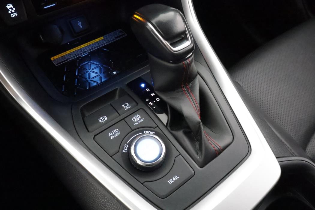 TOYOTA RAV4 Plug-in 2021