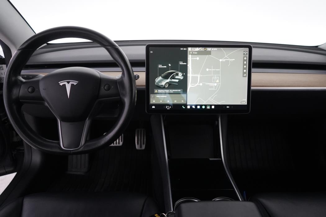 TESLA Model 3 2019
