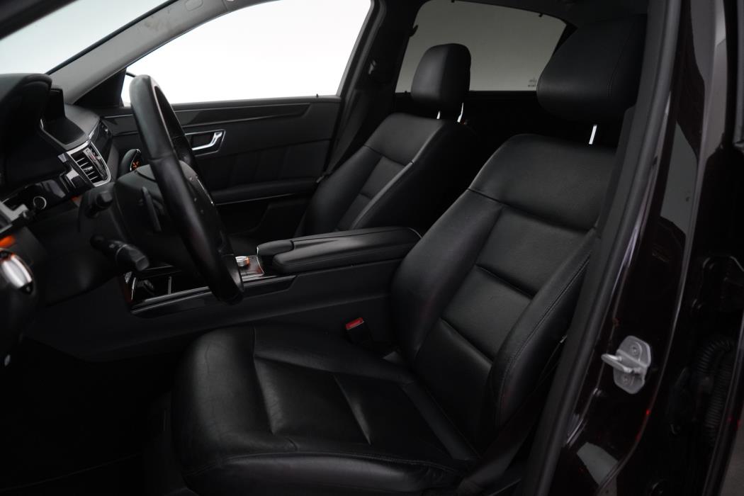 MERCEDES-BENZ E 2009