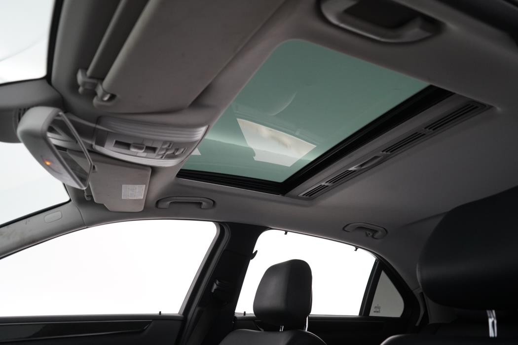 MERCEDES-BENZ E 2009