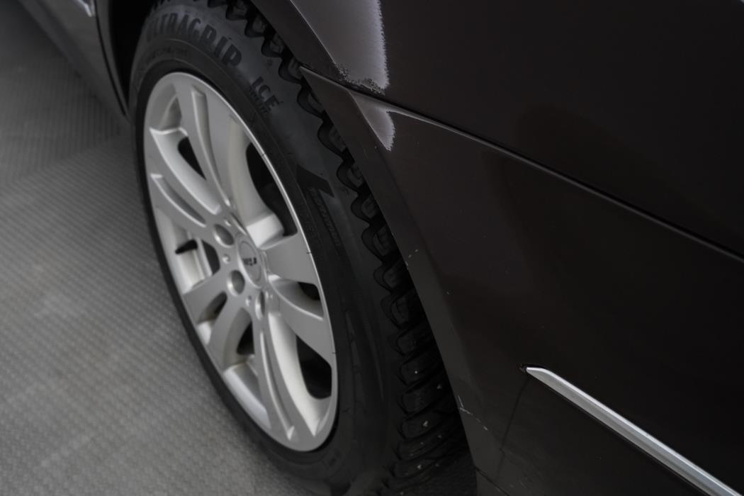 MERCEDES-BENZ E 2009