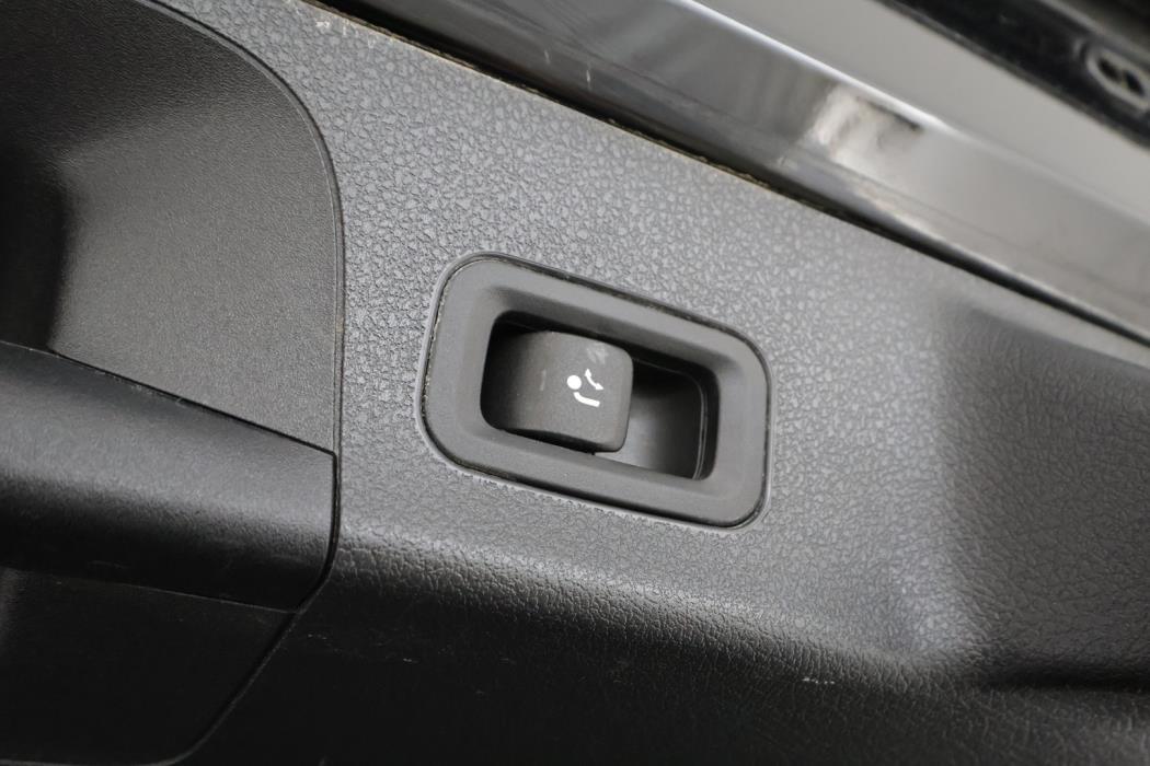 MERCEDES-BENZ CLA 2021