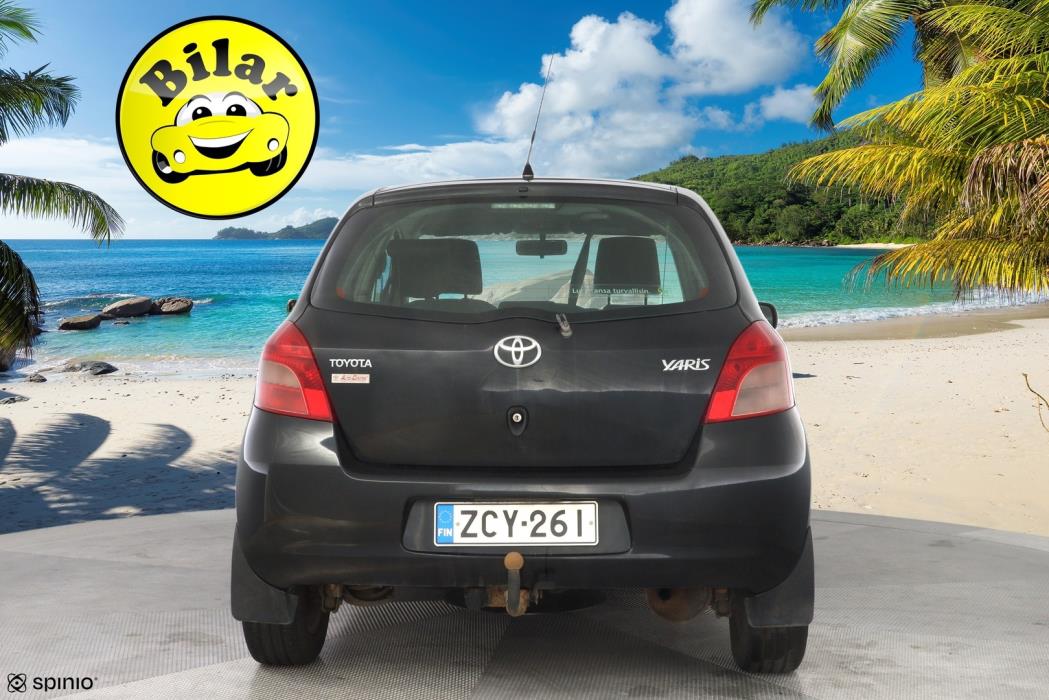 TOYOTA Yaris 2006