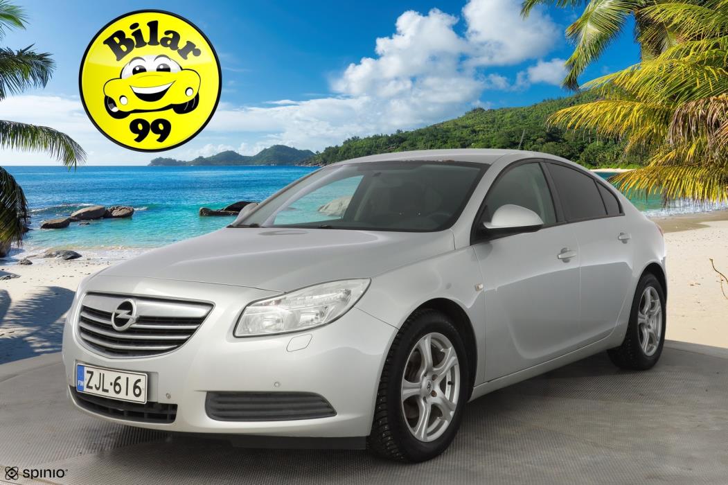 OPEL Insignia 2012