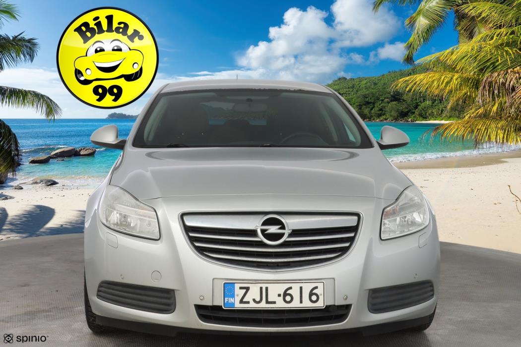 OPEL Insignia 2012